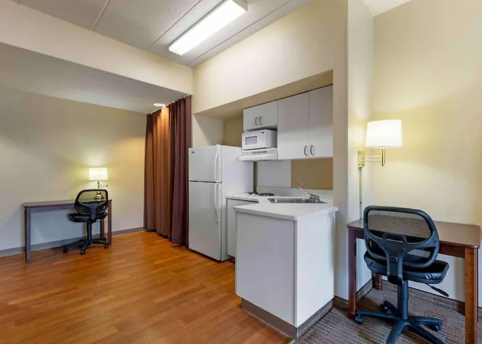Extended Stay America Select Suites - Chicago - Darien