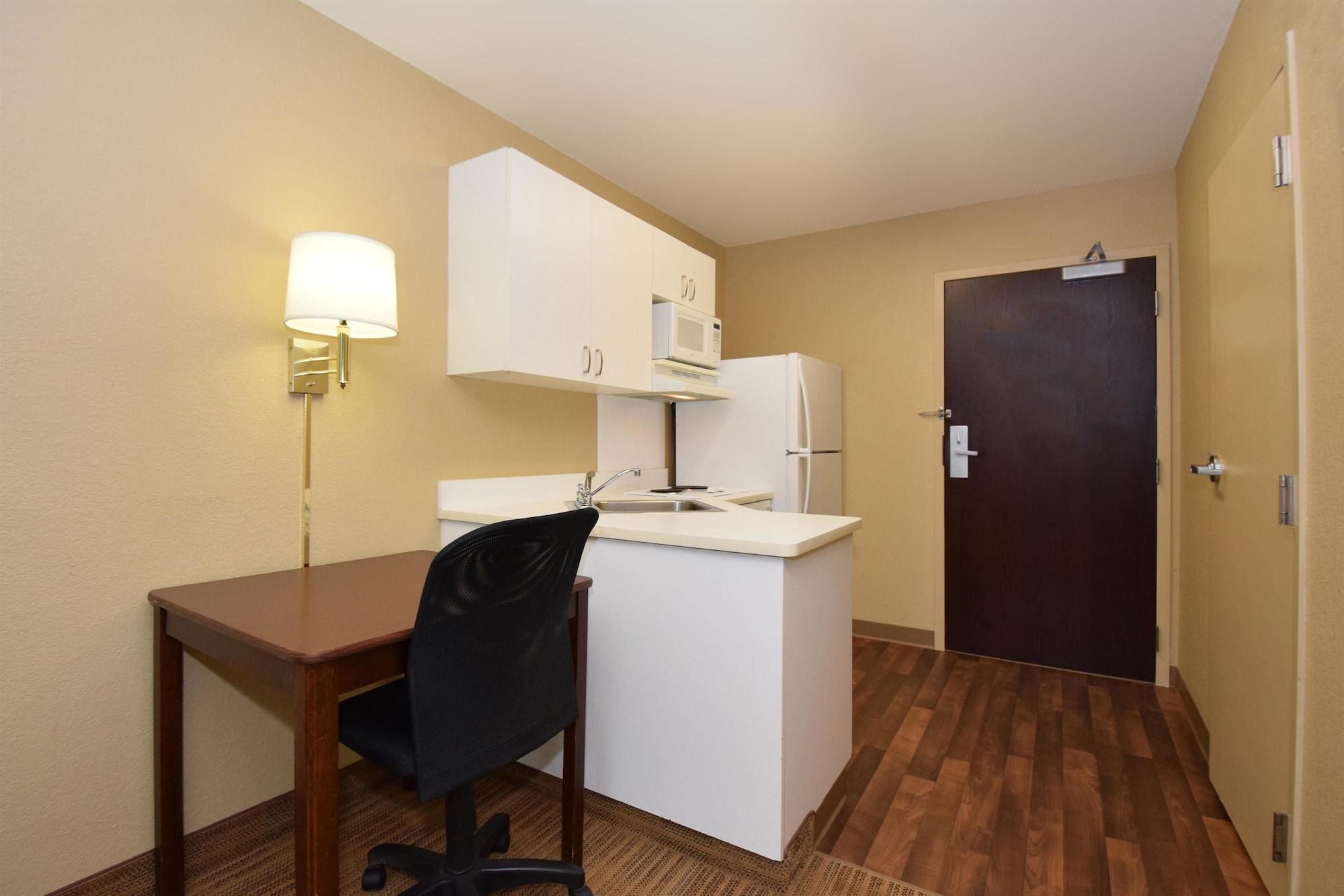 Extended America Select - Chicago - Darien Hotel